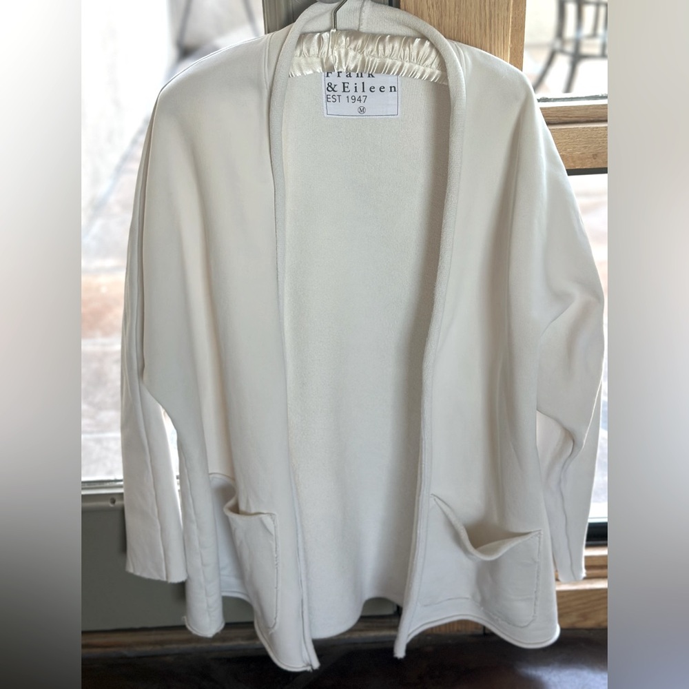 Frank & Eileen Beach Cream Triple Fleece Open Cardigan. Excellent condition! - Picture 2 of 5